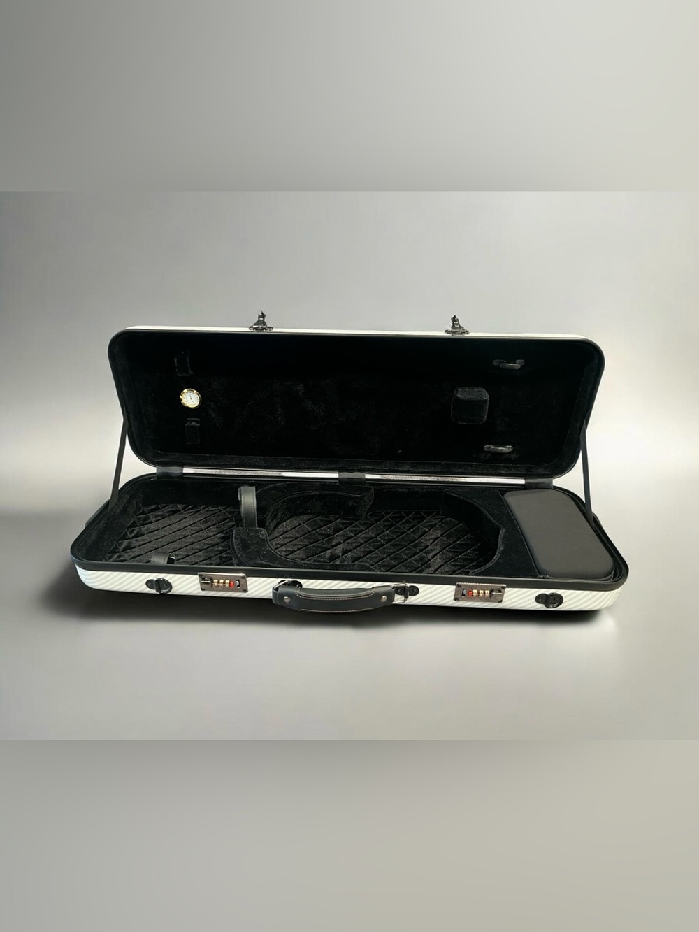 Christina White Hard Case Violin Case with Black Trim - Picture 10 of 10